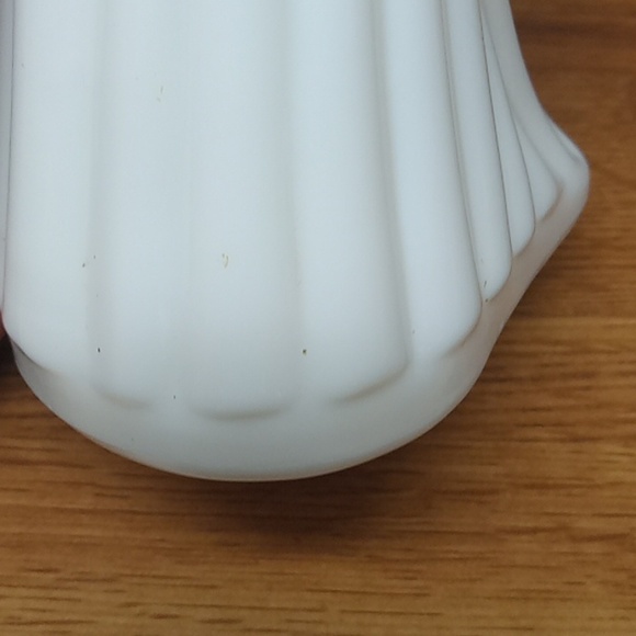 Avon Charisma Foaming Bath Oil Milk Glass EMPTY 5oz Vintage - Picture 12 of 12